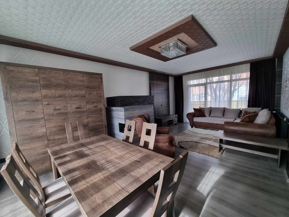 8 lakásos liftes társasház