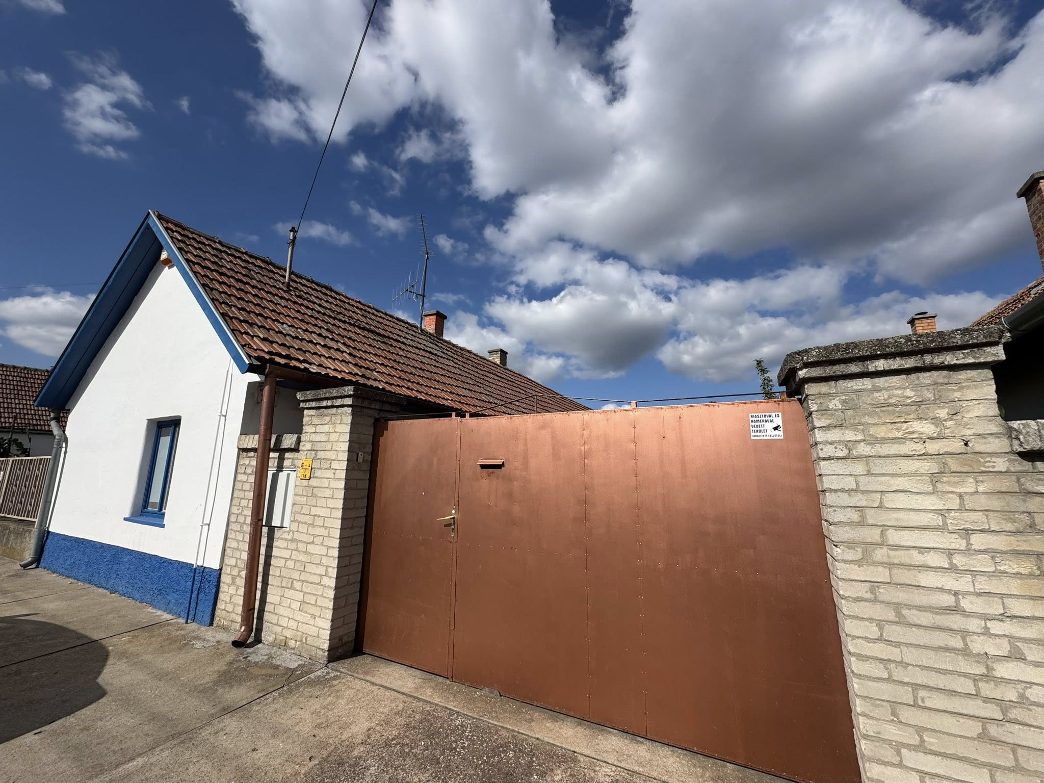 Csodaszép teljesen felújított parasztház.